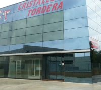 fabricacion-carpinteria-aluminio-cristaleras 01